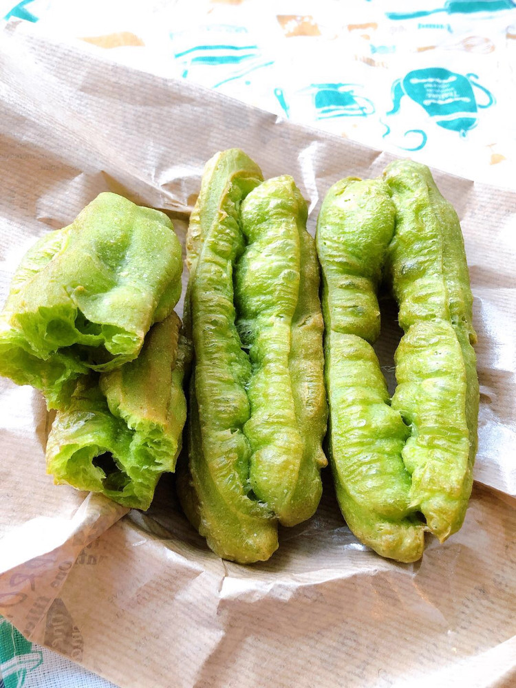 自制菠菜油条|绿油油的春天颜色的做法