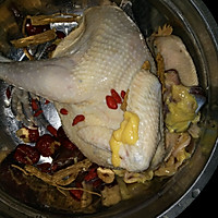 红枣枸杞党参蒸鸡的做法图解1
