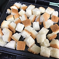 面包丁鸡蛋饼的做法图解2