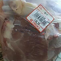 烧猪蹄的做法图解1
