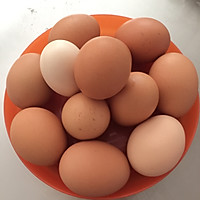 自制咸鸡蛋的做法图解1