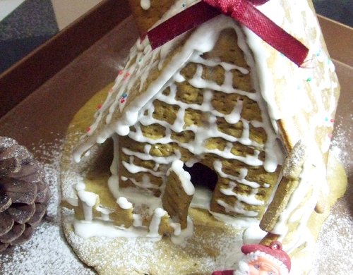 2011圣诞季---送你的姜饼屋