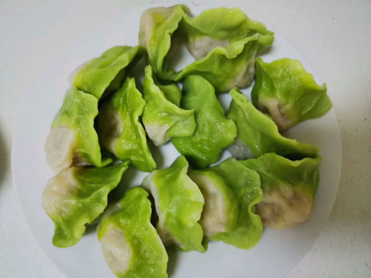 花样素饺子的做法