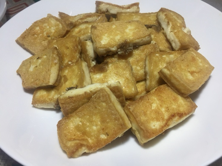 煎臭豆腐的做法