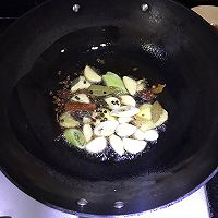 芋儿烧鸡爪，来杯冰啤清爽一夏的做法图解7