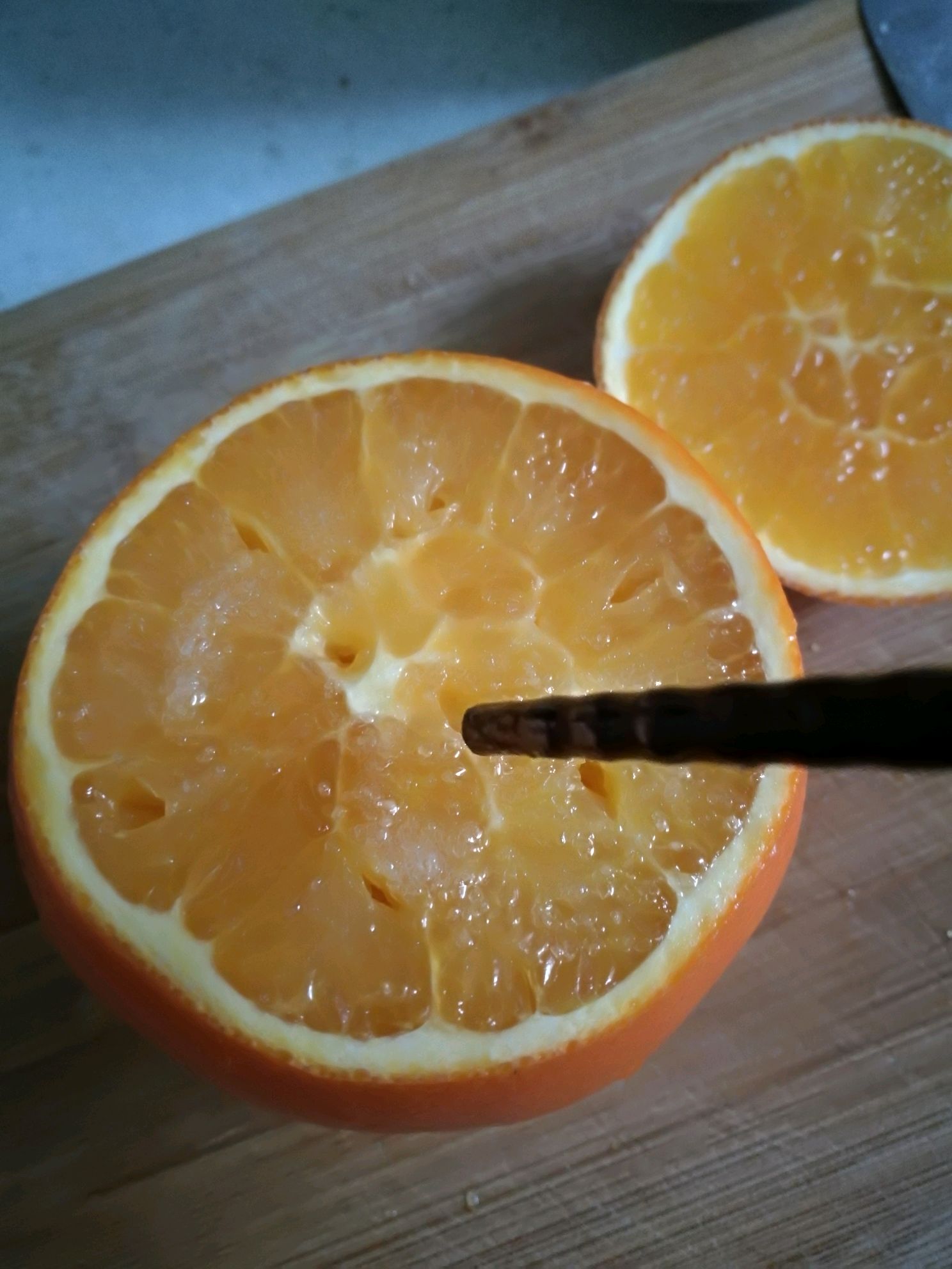盐蒸橙子怎么做_盐蒸橙子的做法_豆果美食