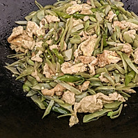 蛾眉豆炒鸡蛋的做法图解3