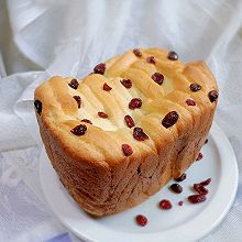 #莓语健康日记#蔓越莓炼乳面包·面包机版