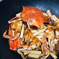 梭子蟹炒年糕的做法图解8