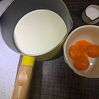 焦糖布丁的做法图解1