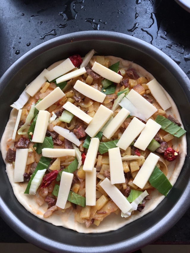 土豆牛肉披萨的做法图解4
