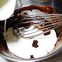 落叶古典巧克力蛋糕——好吃到让人尖叫的做法图解5