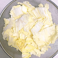酸辣白菜的做法图解1