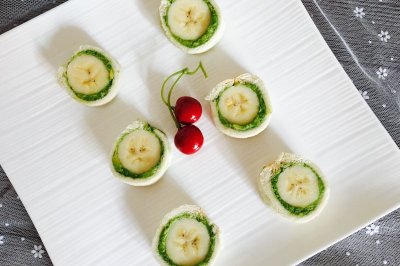牛油果香蕉土司卷