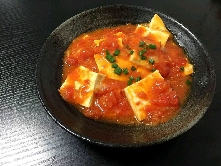 穆小馋*蕃茄煨南豆腐的做法