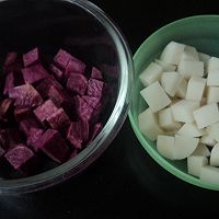 紫薯汤圆年糕的做法图解1