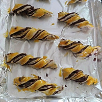 手抓饼红豆扭扭酥的做法图解1