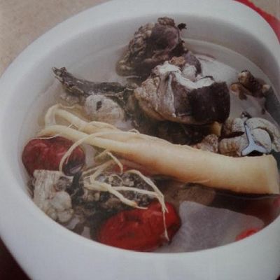 人参炖乌鸡