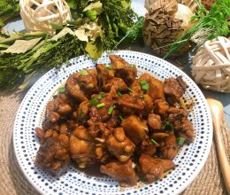 板栗烧鸡的做法