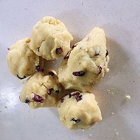 炎炎夏日里你需要来一份清凉爽口的甜品－蔓越莓绿豆糕的做法图解4