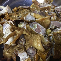 干锅腊鸡～炖香菇的做法图解4