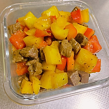 黑胡椒彩椒牛肉粒