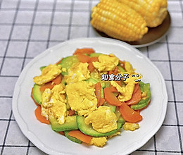 西葫芦炒鸡蛋的做法