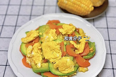 西葫芦炒鸡蛋