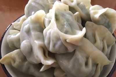 韭菜饺子（汁水四溢）