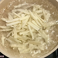 辣炒藕条～的做法图解1