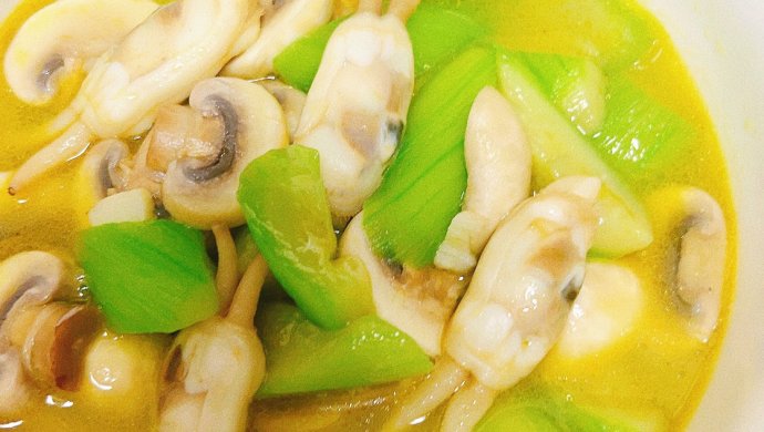 丝瓜口菇蛏子汤（鲜美减脂）