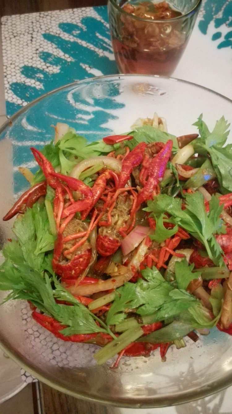 香辣小龙虾（正宗川味）的做法