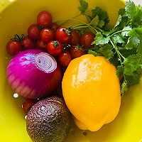 烤鲜虾牛油果沙拉，口味绝搭的轻食的做法图解4