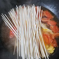 番茄鸡蛋生菜汤面的做法图解5