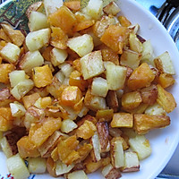 山芋土豆香肠焖饭的做法图解4
