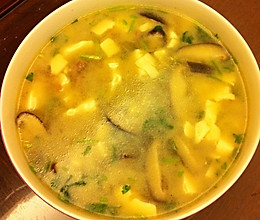 香菇肉丝豆腐汤的做法