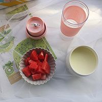 西瓜酸奶昔的做法图解1