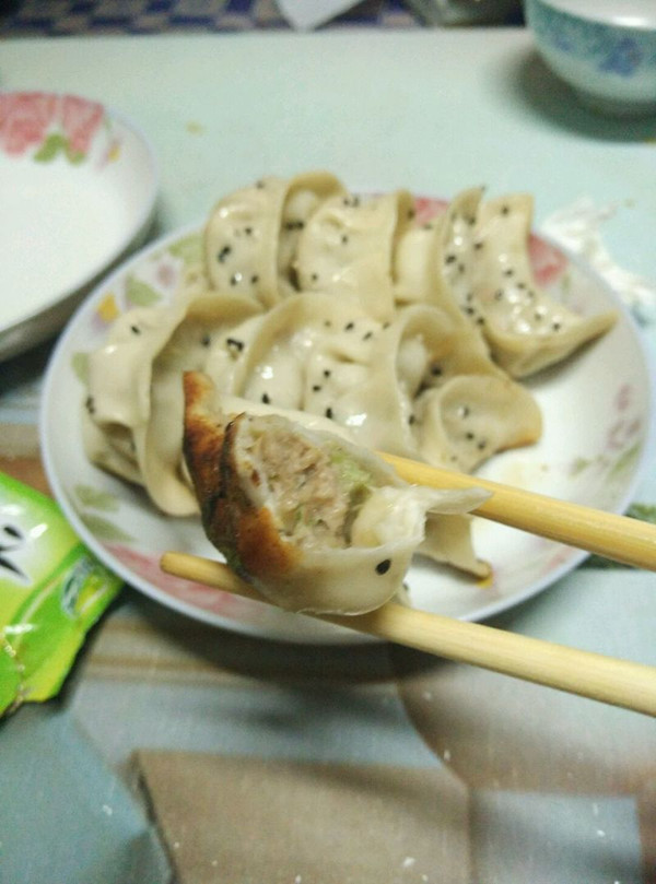 芹菜猪肉饺子