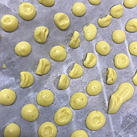 蛋黄溶豆 简易版的做法图解11