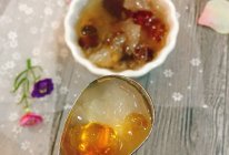 皂角米桃胶炖银儿的做法