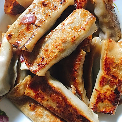 牛肉洋葱锅贴