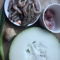 东瓜鲜虾汤的做法图解1