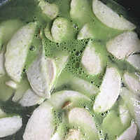 青瓜芝士鲜虾鸡腿菇意面的做法图解6