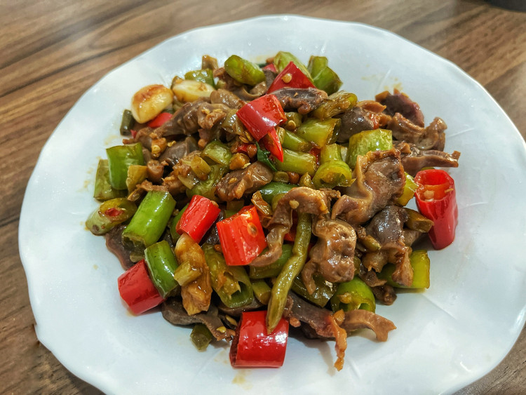 酸辣鸡胗的做法