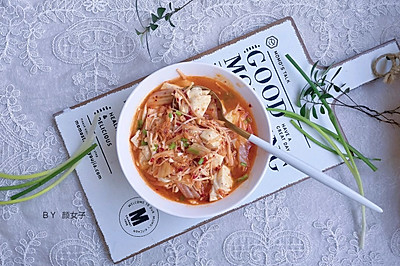 韩式泡菜豆腐汤|又辣又鲜美