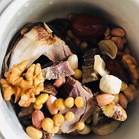 腊肉炖干缸豆的做法图解3