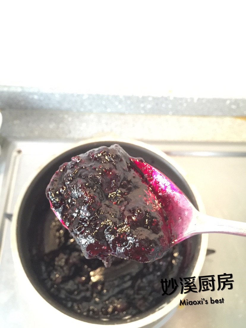 自制蓝莓果酱的做法图解2