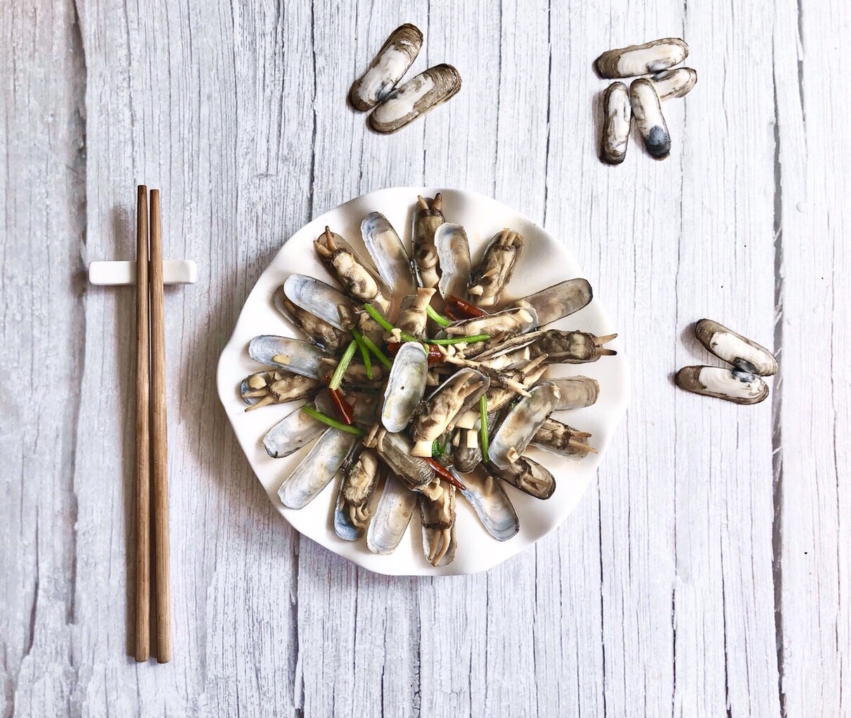 Stir fried razor clam