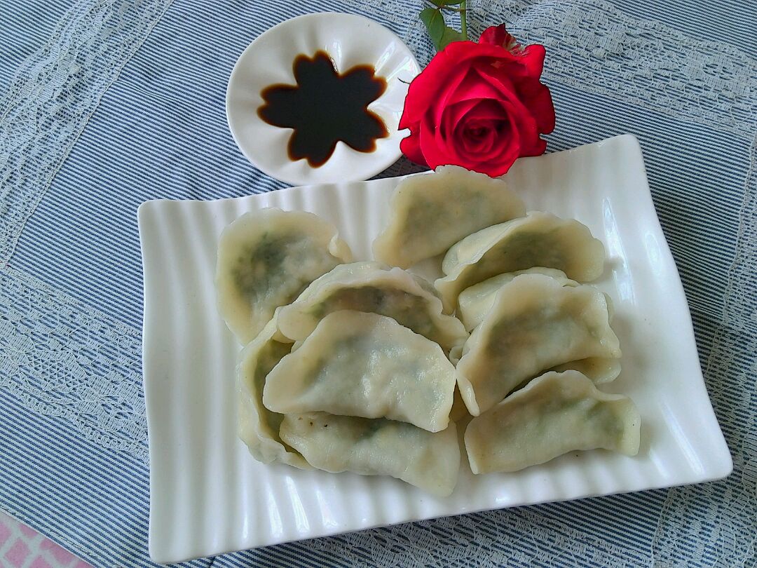 鸡蛋韭菜粉丝饺子,鸡蛋韭菜粉丝饺子的家常做法 - 美食杰鸡蛋韭菜粉丝饺子做法大全