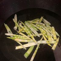 竹笋炒肥牛片的做法图解4